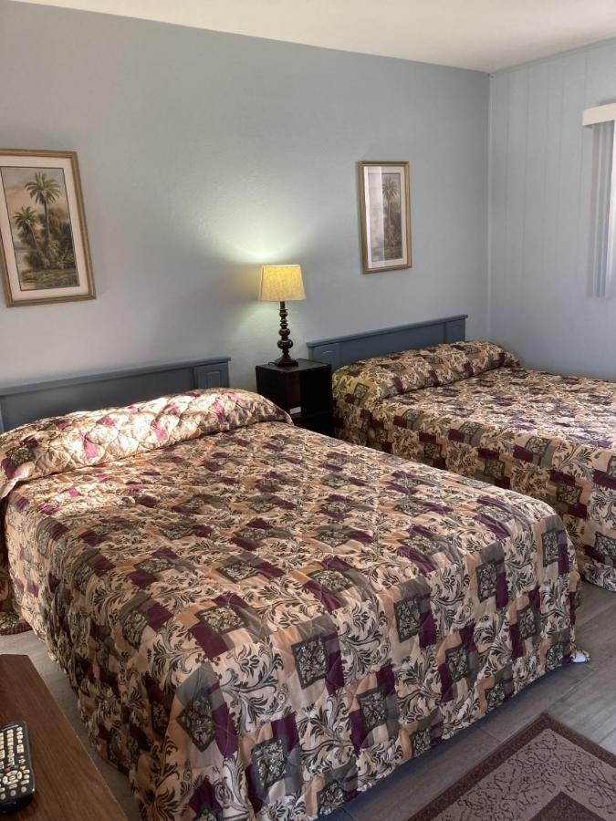 Skylit Motel Clearwater Extérieur photo